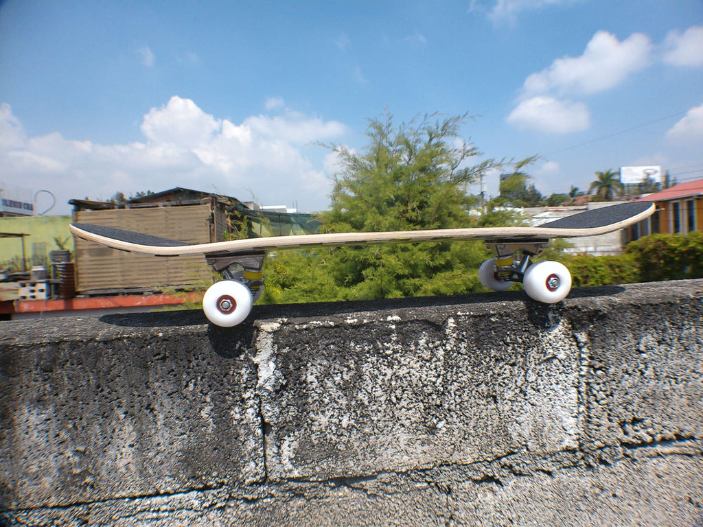 🛹🔥 Patineta de Cuadritos Estilo Ajedrez 🔥🛹