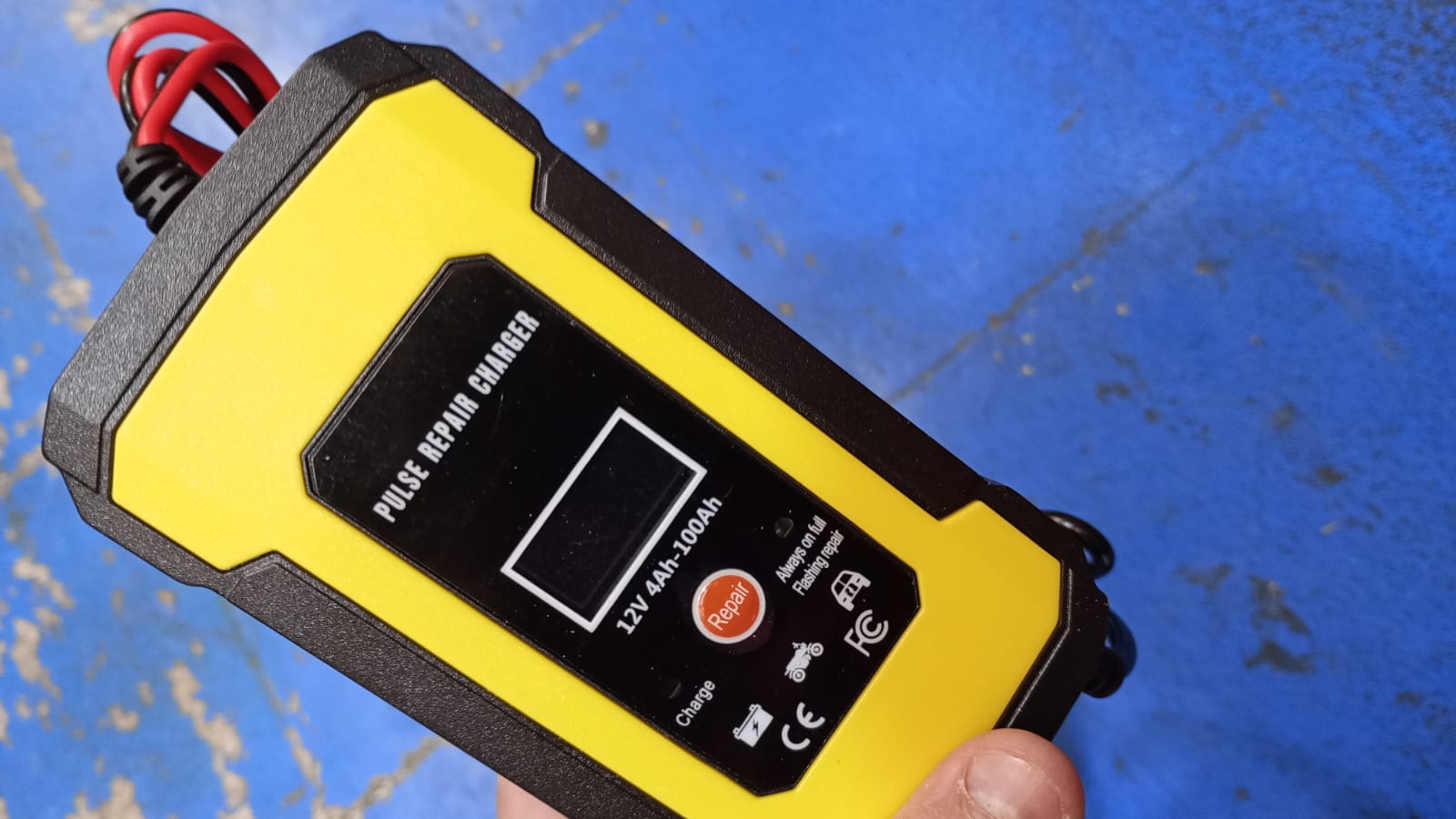 🔋⚡ Cargador Inteligente Universal – Carro, Moto y Barcos ⚡🔋