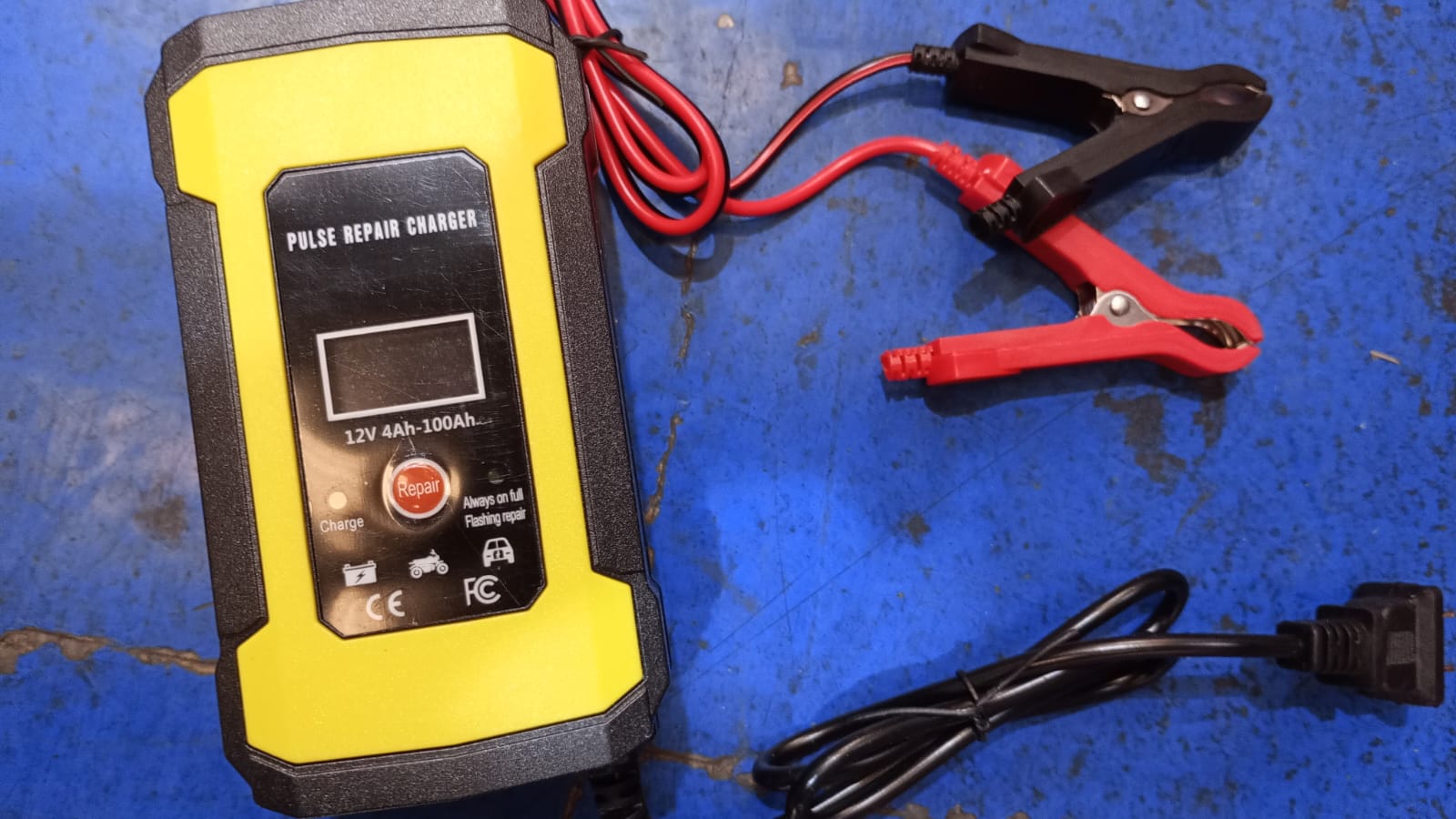 🔋⚡ Cargador Inteligente Universal – Carro, Moto y Barcos ⚡🔋