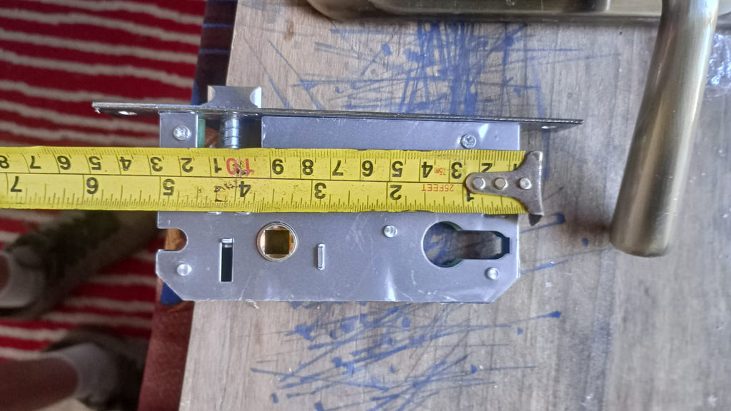🚪🔒 Chapas metálicas reforzadas para puertas – Seguridad y estilo 🔒🚪